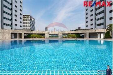 98 Sqm., 3 Beds Condo listed for ฿ 4,700,000.