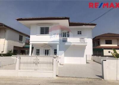 120 Sqm., 4 Beds House listed for ฿ 4,950,000.