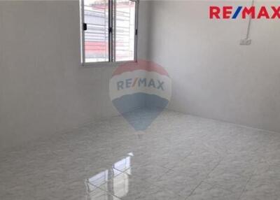 120 Sqm., 4 Beds Townhouse listed for ฿ 4,950,000.