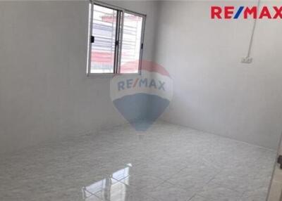 120 Sqm., 4 Beds Townhouse listed for ฿ 4,950,000.