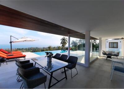 Panoramic sea views: vast and spacious FOUR BEDROOM VILLA