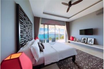 STUNNING 5 BEDROOM 180 DEGREE SEAVIEW VILLA