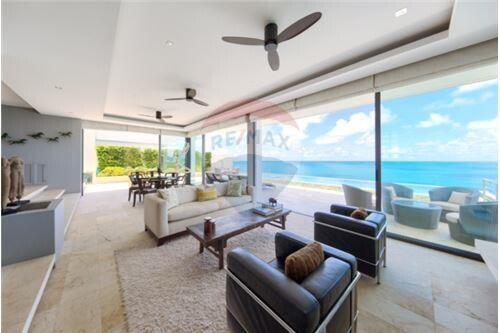 STUNNING 5 BEDROOM 180 DEGREE SEAVIEW VILLA