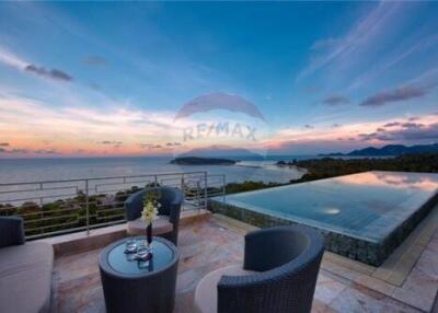 STUNNING 5 BEDROOM 180 DEGREE SEAVIEW VILLA