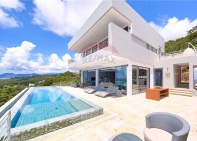 STUNNING 5 BEDROOM 180 DEGREE SEAVIEW VILLA