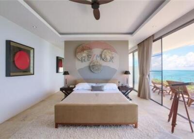 STUNNING 5 BEDROOM 180 DEGREE SEAVIEW VILLA