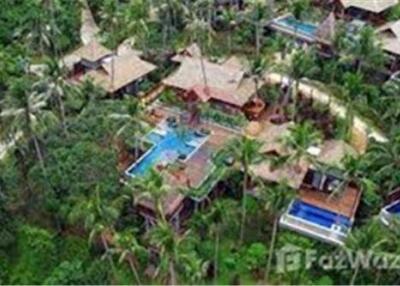 Panoramic sea views: vast and spacious FOUR BEDROOM VILLA