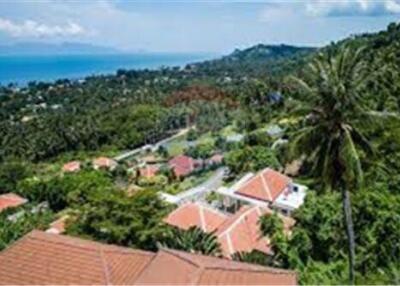 Panoramic sea views: vast and spacious FOUR BEDROOM VILLA