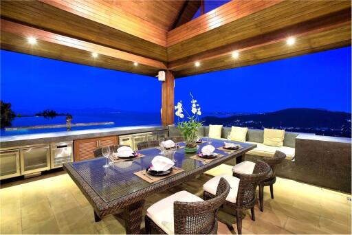 Modern style 5 bedroom sea view villa in Mae Nam