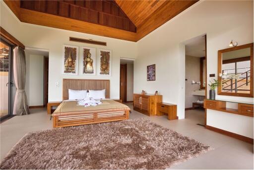 Modern style 5 bedroom sea view villa in Mae Nam