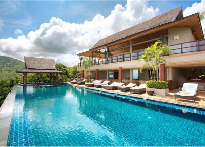 Modern style 5 bedroom sea view villa in Mae Nam