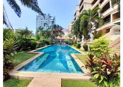 Room area size 90 sq m, very wide space for the Executive Residence III condo. - 920471017-100