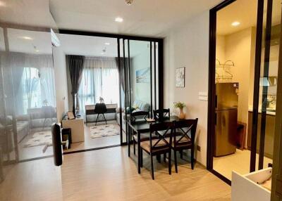 1-BR Condo at Life Asoke - Rama 9 near MRT Phra Ram 9