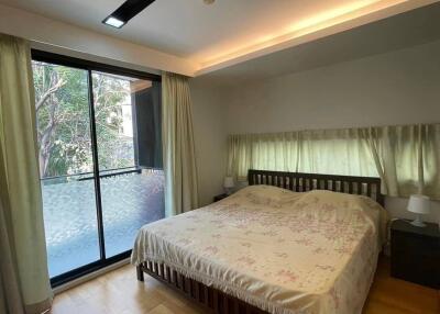 1-BR Condo at The Nest Ploenchit near BTS Phloen Chit