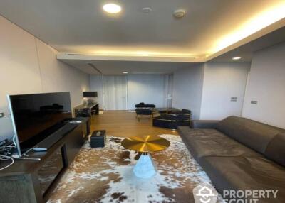 2-BR Condo at The Lumpini 24 near BTS Phrom Phong