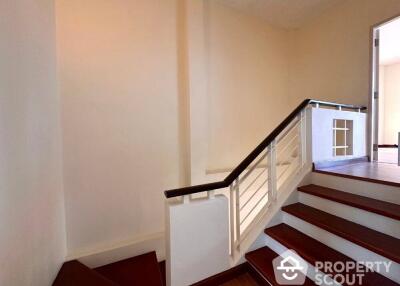 3-BR Townhouse in Bang Na Nuea