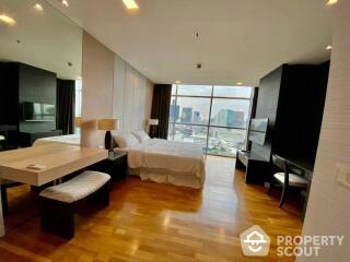 2-BR Condo at Urbana Sathorn Condominium near BTS Sala Daeng