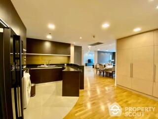 2-BR Condo at Urbana Sathorn Condominium near BTS Sala Daeng