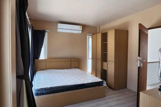 3 Bedrooms 2 storey house for rent in Donkaew-Maerim