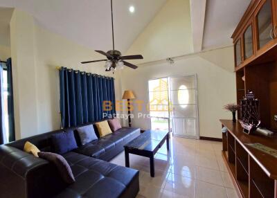 3 Bedrooms Villa / Single House in Siam Place East Pattaya H011727