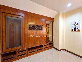 3 Bedrooms Villa / Single House in Siam Place East Pattaya H011727