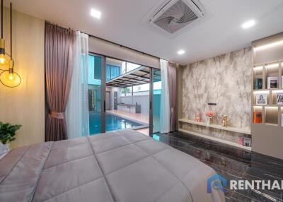 Modern Pool Villa  in East Pattaya