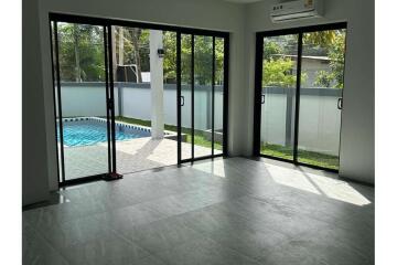 3 Bedroom Modern Contemporary Award Winning Villa in Baan Tai