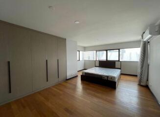 For Rent Bangkok Condo Sathorn Garden Sathon BTS Chong Nonsi Sathon