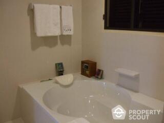 2-BR Condo at Amanta Ratchada near MRT Thailand Cultural Centre (ID 514778)