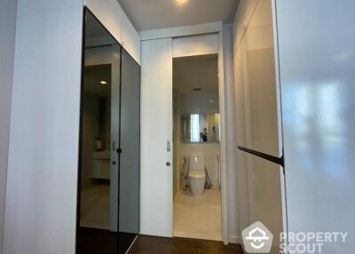 1-BR Condo at Nara 9 Sathorn-Narathiwas near BTS Saint Louis