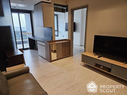 1-BR Condo at The Room Sukhumvit 38 near BTS Ekkamai