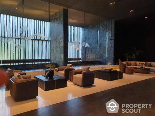 1-BR Condo at The Room Sukhumvit 38 near BTS Ekkamai