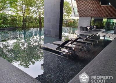 1-BR Condo at The Room Sukhumvit 38 near BTS Ekkamai