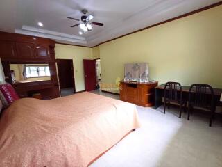 2 Bedrooms Villa / Single House in Baan Chalita Na Kluea H011730