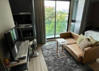 1-BR Condo at The Teak Sukhumvit 39 near BTS Udom Suk