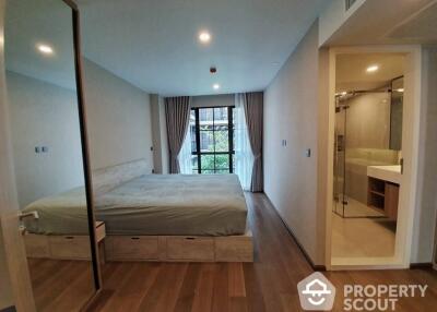 2-BR Condo at Na Vara Residence near BTS Chit Lom (ID 511613)