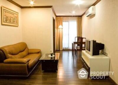 1-BR Condo at Silom City Resort Condominium near BTS Chong Nonsi
