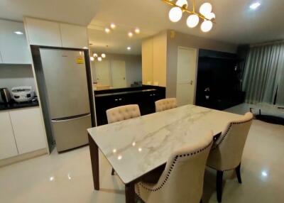 Pearl Residence  Spacious 2 Bedroom Luxury Condo Near Benjasiri Park