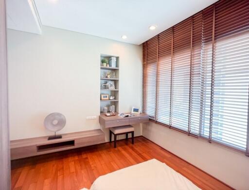 Bright Sukhumvit 24  Stylish 2 Bedroom Condo in Phrom Phong