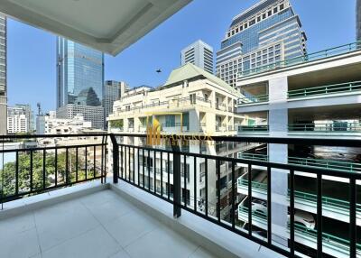 Large 4 Bedroom Pet Friendly Apartment in Sathorn