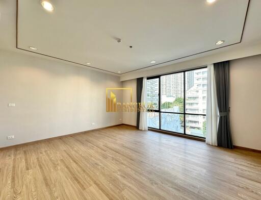 Large 4 Bedroom Pet Friendly Apartment in Sathorn