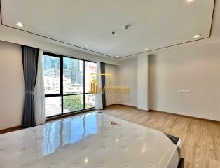 Large 4 Bedroom Pet Friendly Apartment in Sathorn