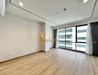 Large 4 Bedroom Pet Friendly Apartment in Sathorn