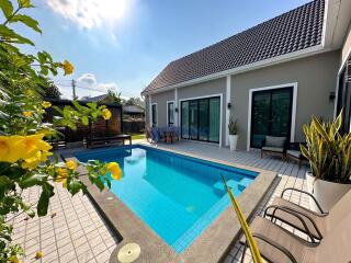 3 Bedrooms House in The Private House Pool Villas East Pattaya H011497