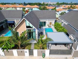 3 Bedrooms House in The Private House Pool Villas East Pattaya H011497