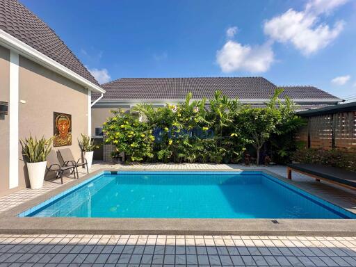 3 Bedrooms House in The Private House Pool Villas East Pattaya H011497