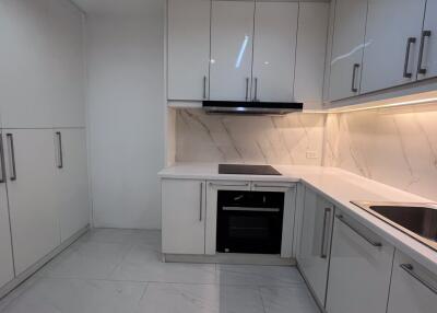 House Sukhumvit 15 Asoke Sale