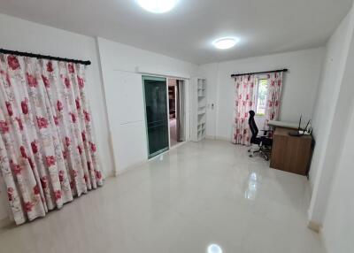 House for Sale, Rent at Nong Chom, San Sai.