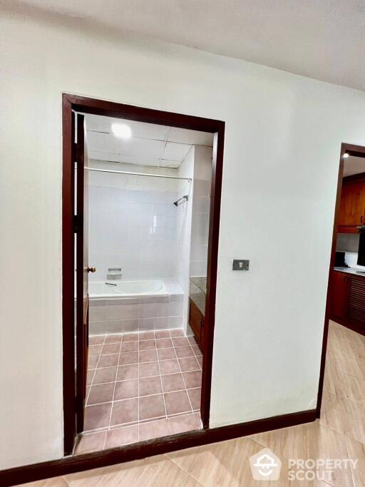 2-BR Condo at Wittayu Complex near BTS Phloen Chit