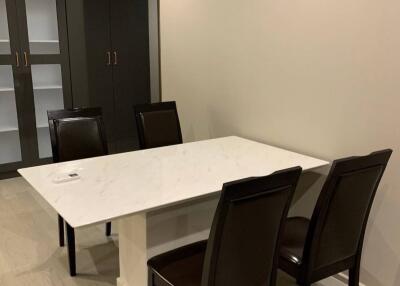 1-BR Condo at Noble Ploenchit near BTS Phloen Chit